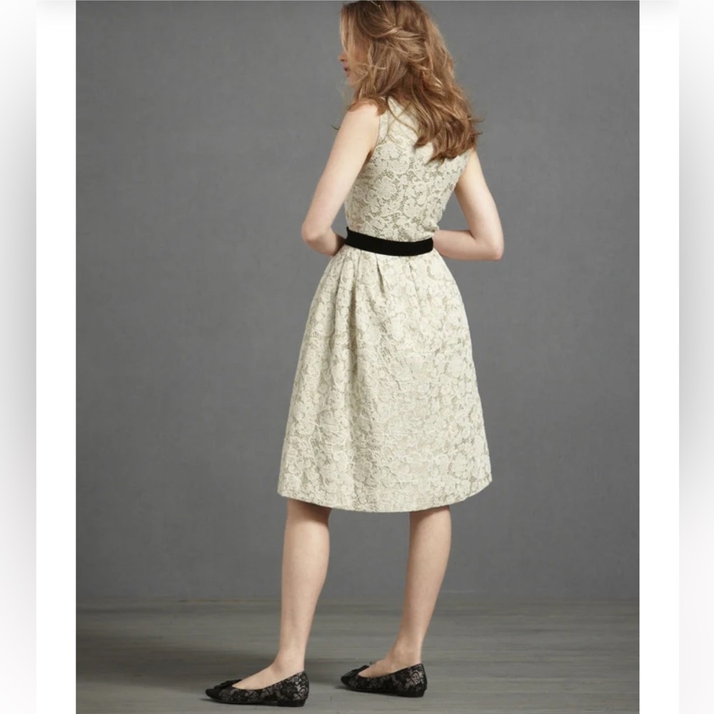 Ivory Lace Fairchild Dress - Picture 4 of 8